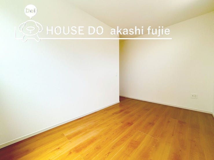 2階に個室が4部屋ございます