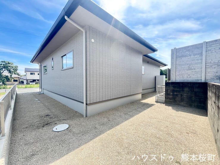 ■遊びと安らぎの多目的空間■子どもが安全に遊べ、ペットと触れ合い、大人も自然に癒やされる、暮らしを彩るスペースです。