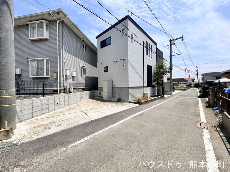 ■理想を叶える新しい暮らしの舞台■高いデザイン性と機能性を兼ね備えた住まい。ここで、家族の新しい物語が始まります。