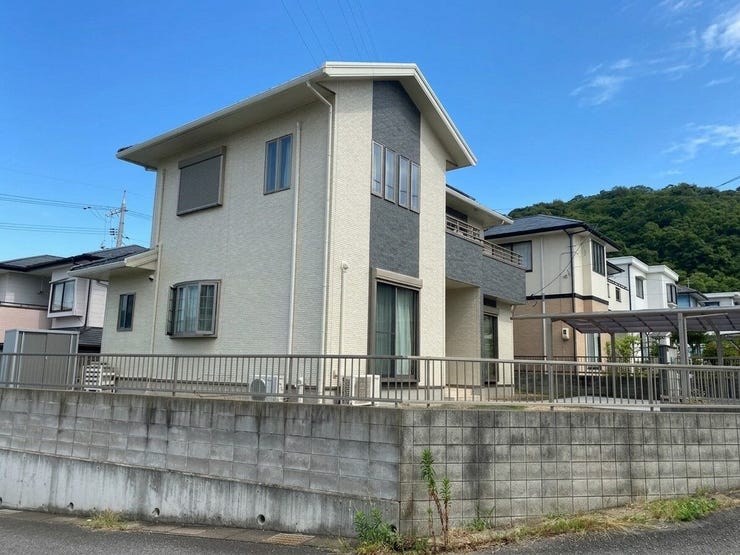 角地のため、敷地も広々としています♪