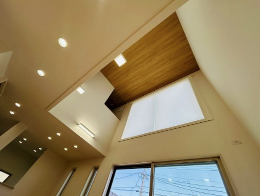オシャレなリビングです♪
《福岡市東区三苫2丁目 中古戸建》