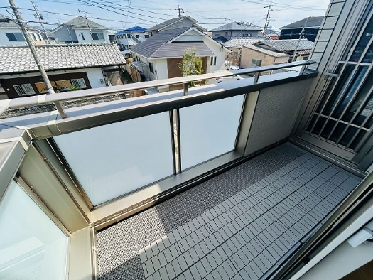 日当たり良好!
洗濯物がよく乾きそうです♪
《福岡市東区三苫2丁目 中古戸建》