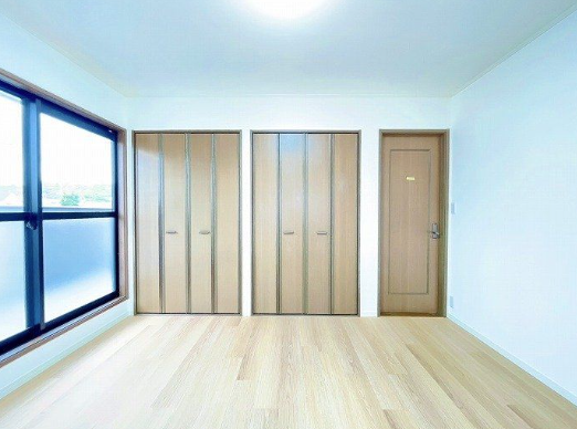 約6.0の洋室です♪
《糟屋郡新宮町下府7丁目 中古戸建》