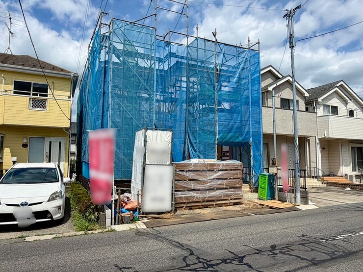 前面道路が広いため陽当たり通風良好♪