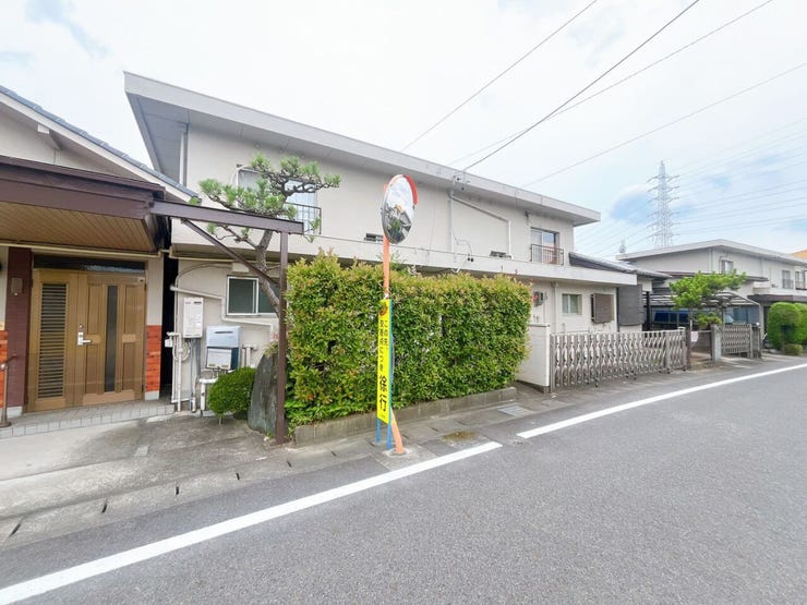 【未掲載情報あり】
店舗限定でネット未掲載の土地情報もご紹介可能です!
公開前の物件もチェックできるため、理想の住まい探しがぐっと進みます!
気になる方はぜひお気軽にお問い合わせください♪