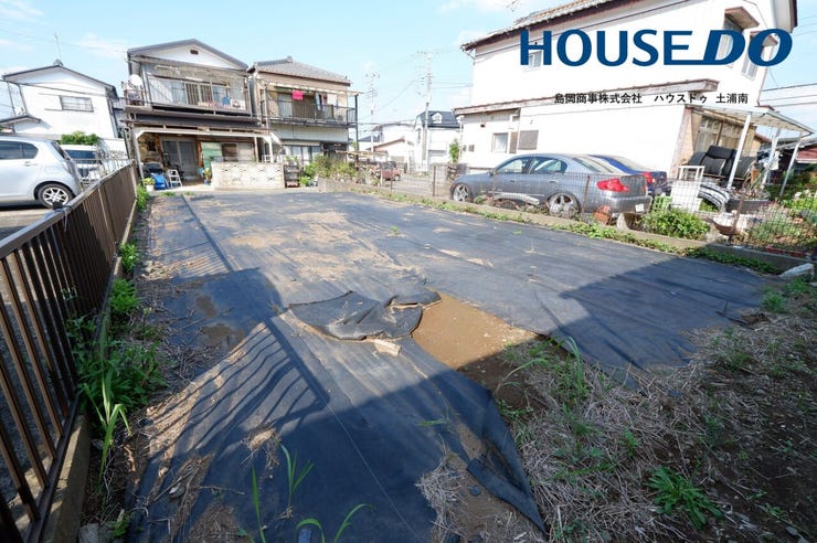 閑静な住宅街ならではの穏やかな周辺環境。土地費用を抑えられる分、この落ち着いた環境の中で「自分たちらしいこだわりの家」を建てることに予算を集中できるのが最大の魅力です。