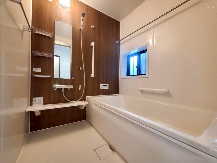 【Bathroom】リラックスできる空間で、一日の疲れを癒し、心身共にリフレッシュできます。