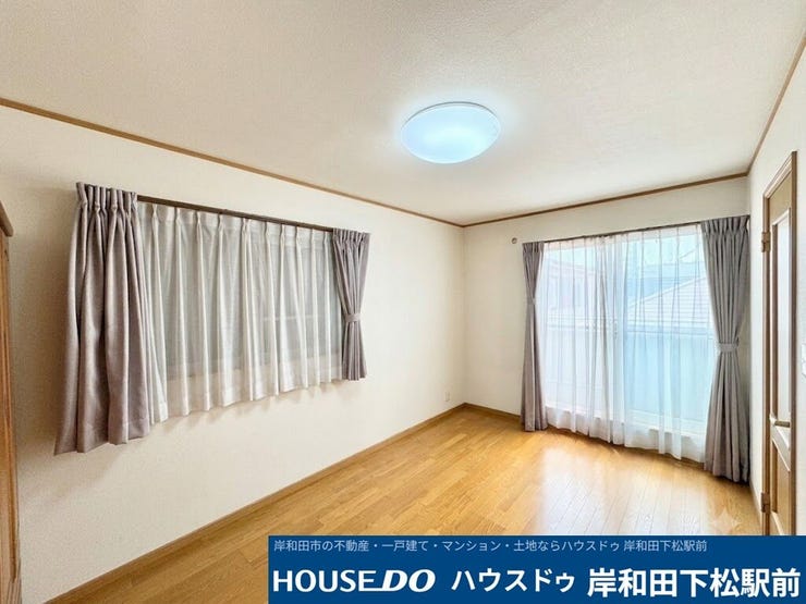 3階7.5帖洋室。2面採光で明るい洋室です♪お子様のお部屋にいかがでしょうか?