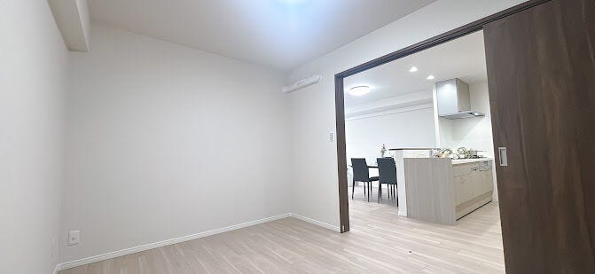 ご家族揃ってお休みいただける、広々としたお部屋です。