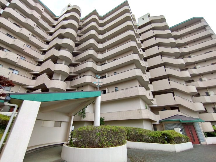 【外観】
総戸数260のビッグコミュニティ