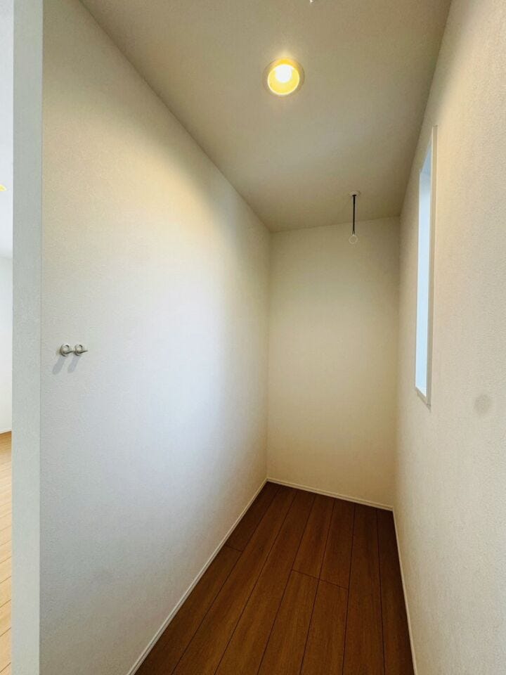 2F洋室5.6帖