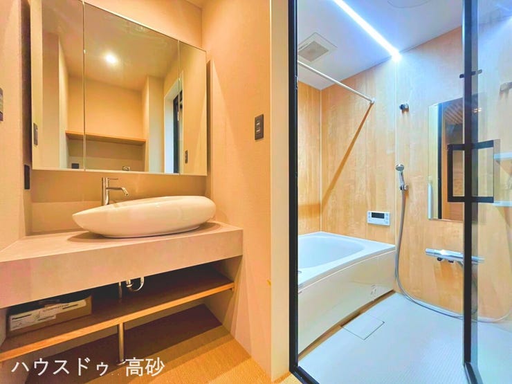 清潔に保ちやすい、シンプルで使い勝手の良い洗面所です(撮影日:2026.6.12)