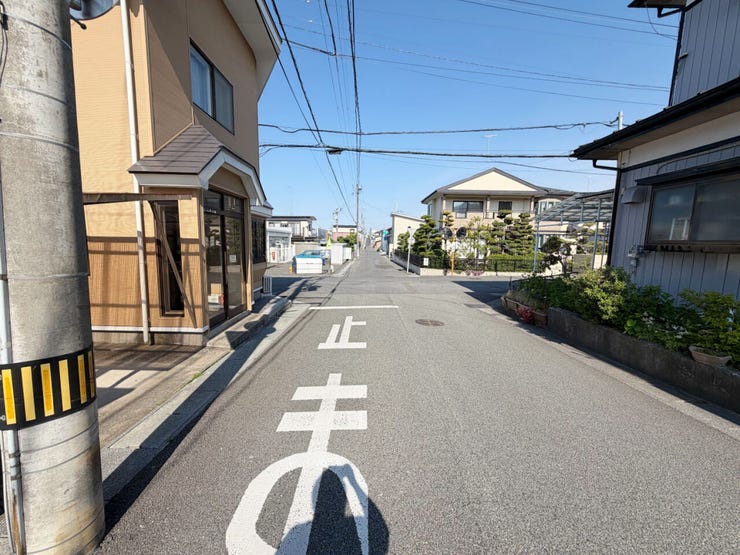 現地(2026年6月)撮影
◎建築条件無し◎
詳細は、ハウスドゥ 八戸下長までお気軽にお問い合わせくださいませ♪