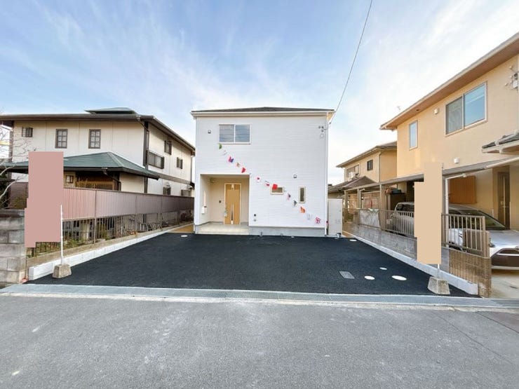 【外観】
「生駒駅」より徒歩約28分の立地◎