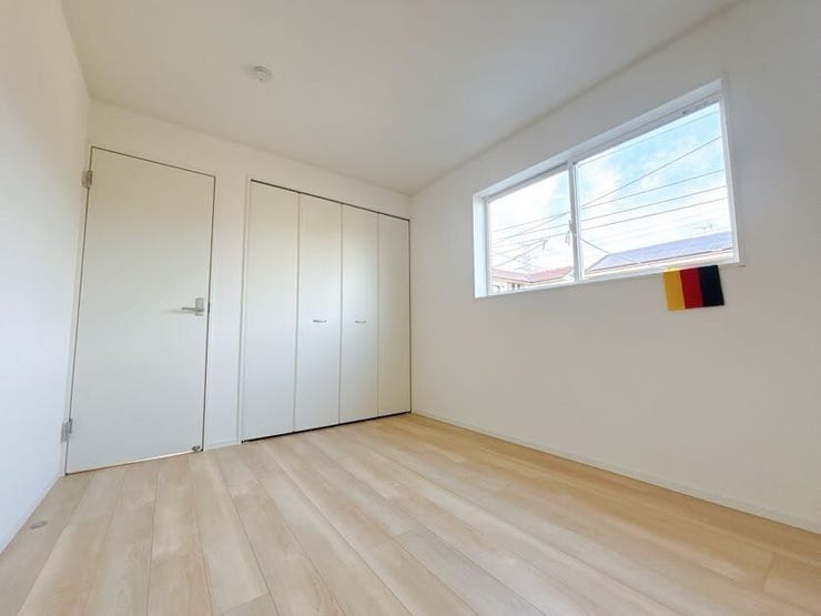 ご家族揃ってお休みいただける、広々としたお部屋です。