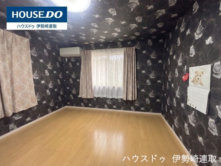 令和8年6月現地撮影
※画像はプライバシー保護のため売主様の荷物を消してあります。