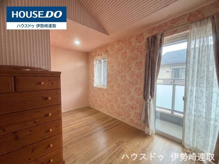 令和8年6月現地撮影
※画像はプライバシー保護のため売主様の荷物を消してあります。