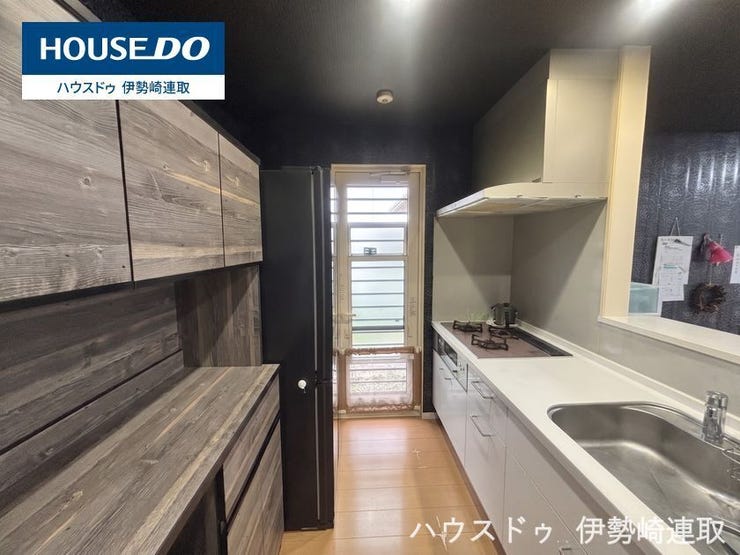 令和8年6月現地撮影
※画像はプライバシー保護のため売主様の荷物を消してあります。