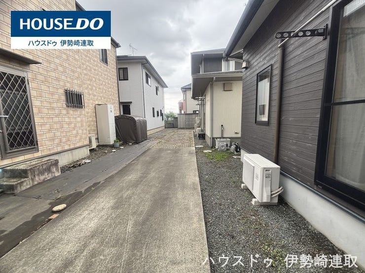 令和8年6月現地撮影
※画像はプライバシー保護のため売主様の荷物を消してあります。