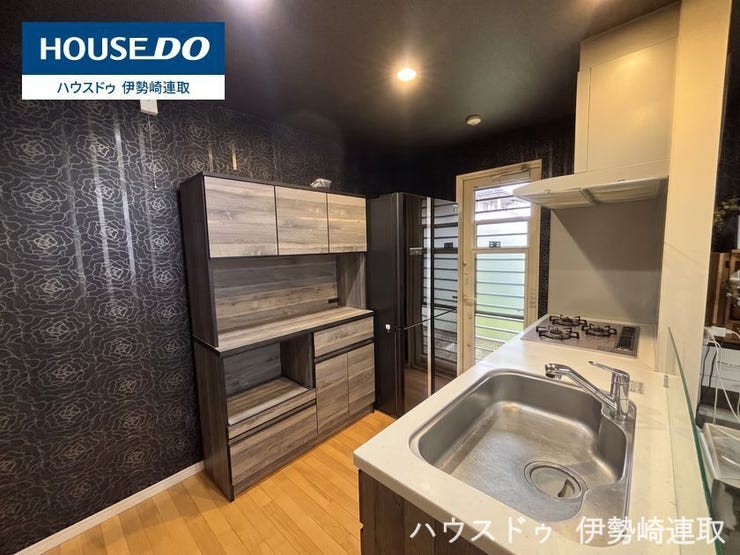 令和8年6月現地撮影
※画像はプライバシー保護のため売主様の荷物を消してあります。