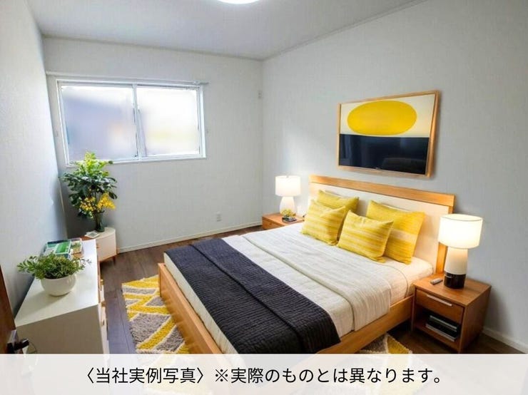 【同型写真】6帖洋室。
※家具・小物はAI生成によるもので付属品ではありません。
