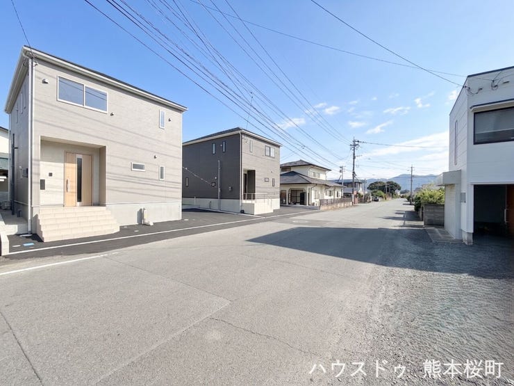 ■理想を叶える新しい暮らしの舞台■高いデザイン性と機能性を兼ね備えた住まい。ここで、家族の新しい物語が始まります。
