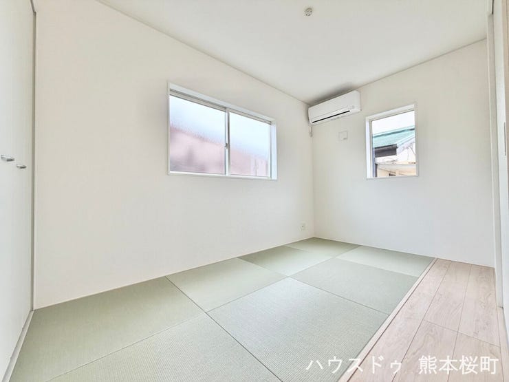 ■1階5.0帖和室■ゲストをもてなし、昼寝や家事にも使える、畳のぬくもりが心地よい多目的万能スペース。