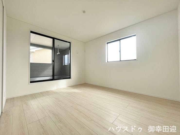 ■2階7.5帖洋室■心からリラックスできる静けさ、上質な眠りで、毎日をリセットします。明日への活力を養う空間です。