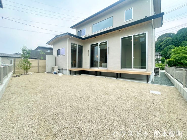 ■遊びと安らぎの多目的空間■子どもが安全に遊べ、ペットと触れ合い、大人も自然に癒やされる、暮らしを彩るスペースです。