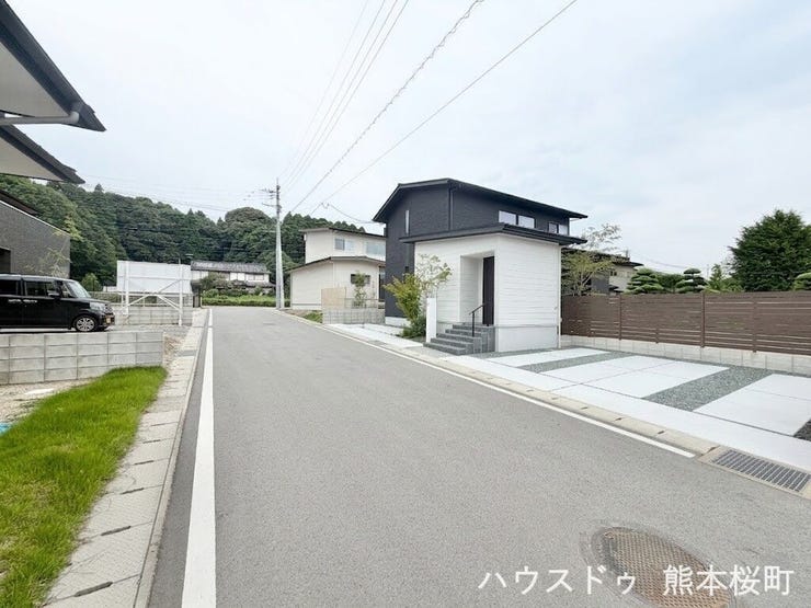 ■理想を叶える新しい暮らしの舞台■高いデザイン性と機能性を兼ね備えた住まい。ここで、家族の新しい物語が始まります。