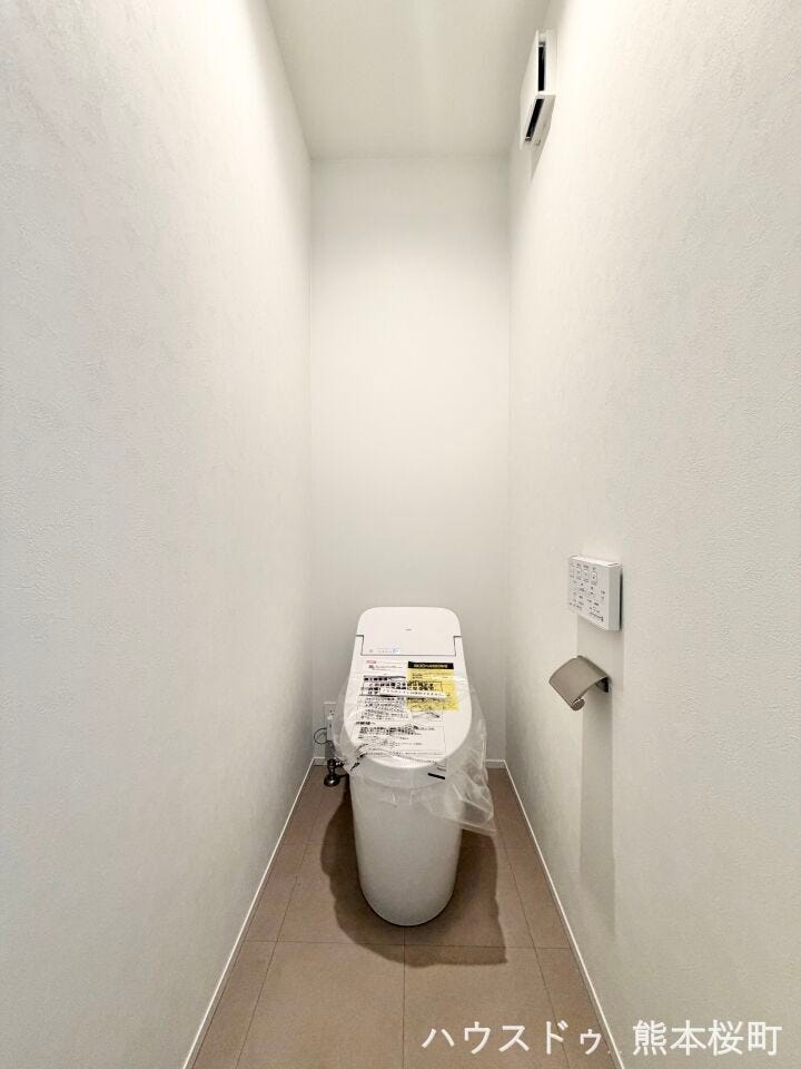 ■一人になれる安らぎの場所■清潔さと静けさを両立した空間。心落ち着くひとときを過ごせる、プライベートなレストルームです。