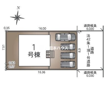 前面道路は約6mでお車の出し入れもスムーズ。駐車4台可能で、ご家族複数台所有や来客時にも便利です。
