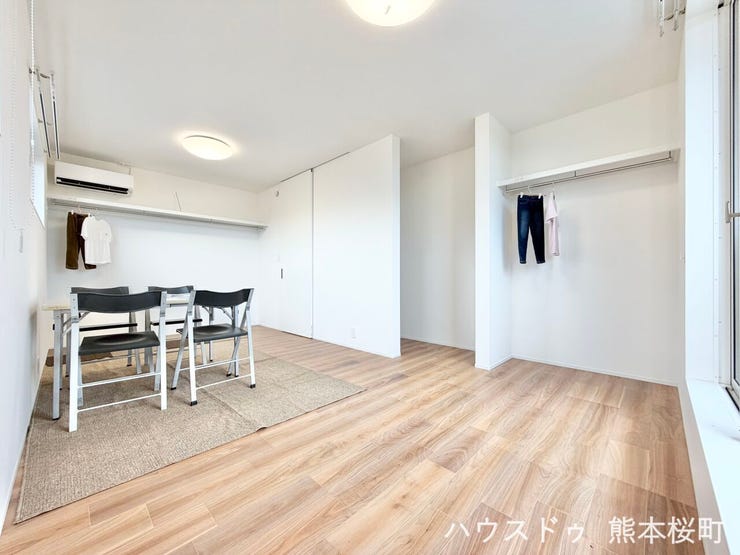 ■2階洋室■寝室、書斎、趣味の部屋。家族の成長やライフスタイルに合わせ、様々な使い方ができる快適な空間です。