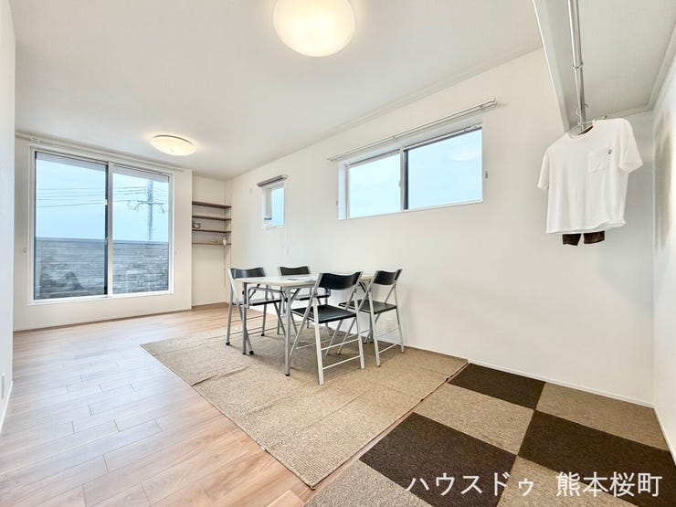 ■2階洋室■寝室、書斎、趣味の部屋。家族の成長やライフスタイルに合わせ、様々な使い方ができる快適な空間です。