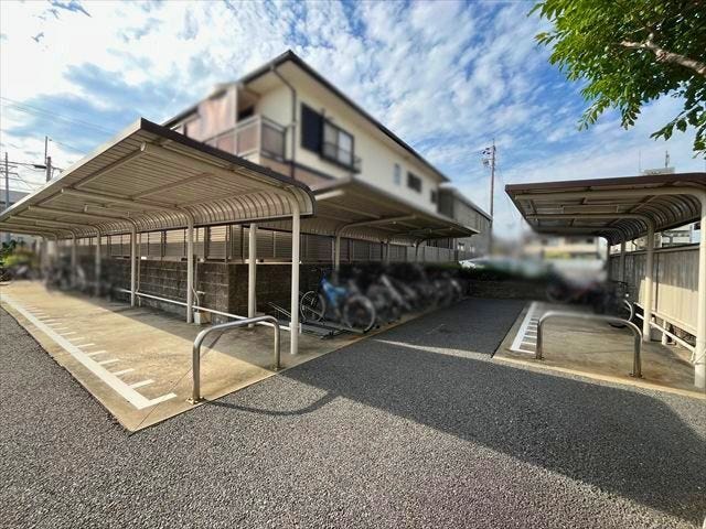 駐輪場
(2026年6月19日 撮影)