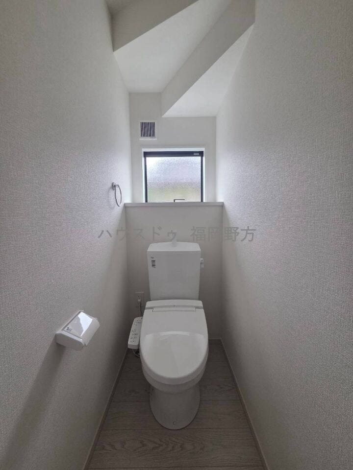 トイレもそれぞれの階にある2か所設置で
安心♪
