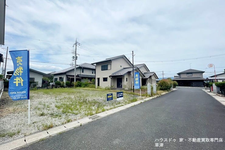 店舗でじっくり相談。 土地の選び方から家づくりの進め方まで、丁寧にサポート。