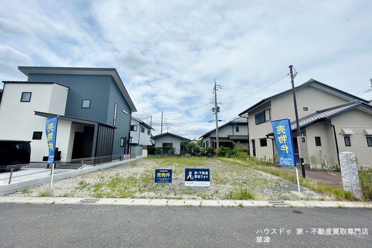 【外観】
■建築条件なし!お好きなハウスメーカー・工務店で建築可能■緑が多く、静かで落ち着いた住宅街