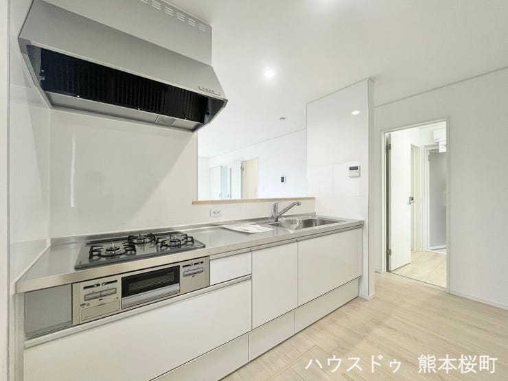 ■家族の「美味しい」が集まる舞台■高い機能性と美しいデザインを両立。料理する人も、待つ人も、笑顔になれる場所です。