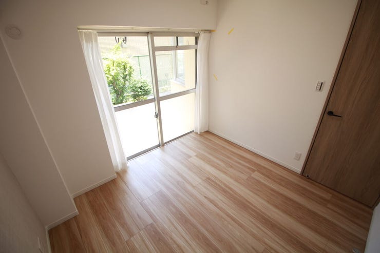 開放感があり、お部屋にも爽やかな風と暖かく柔らかな日差しが差し込み、毎日の暮らしを豊かに彩ります。