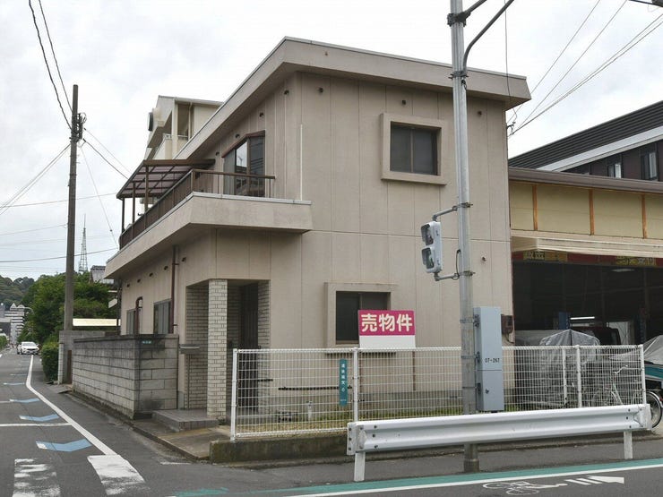 外観を北東側より撮影