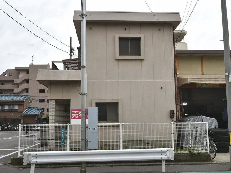 外観を北側より撮影