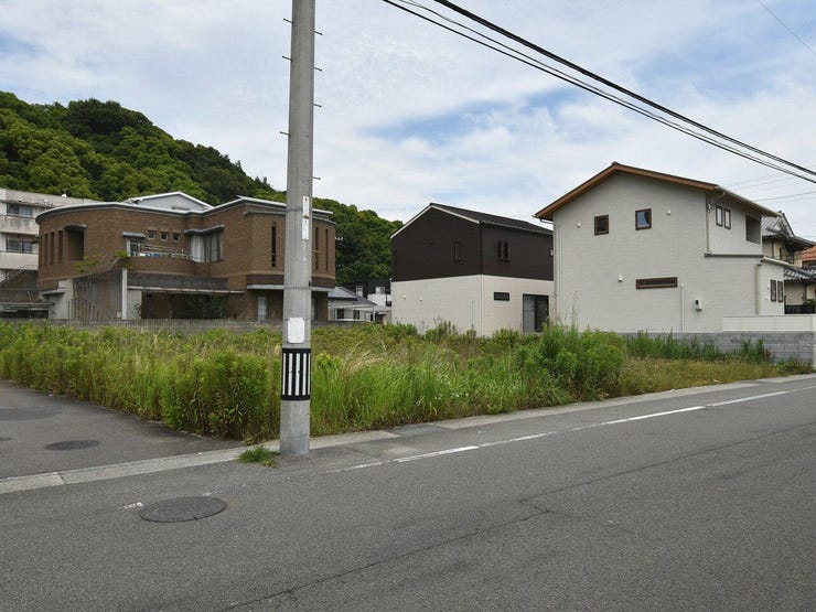 【外観】
外観を南西側より撮影