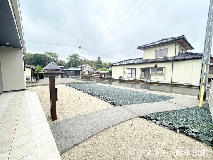 ■遊びと安らぎの多目的空間■子どもが安全に遊べ、ペットと触れ合い、大人も自然に癒やされる、暮らしを彩るスペースです。