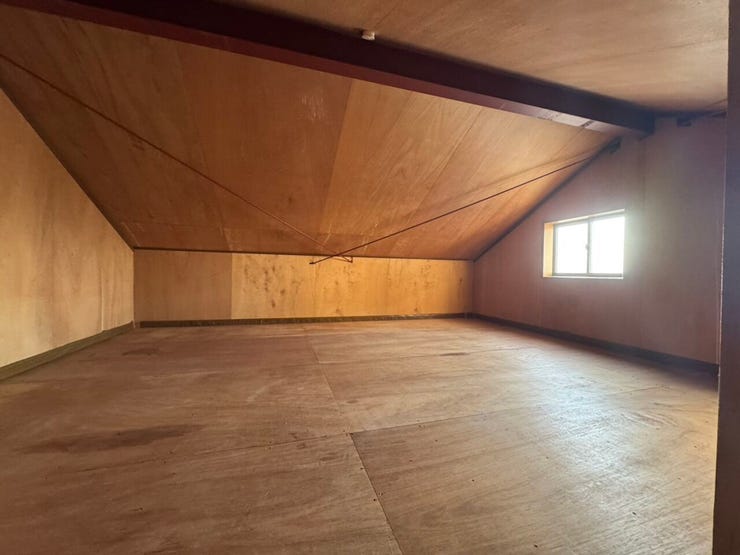 荷物が多い人には嬉しい屋根裏収納!