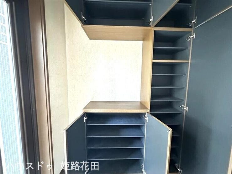 玄関シューズボックス