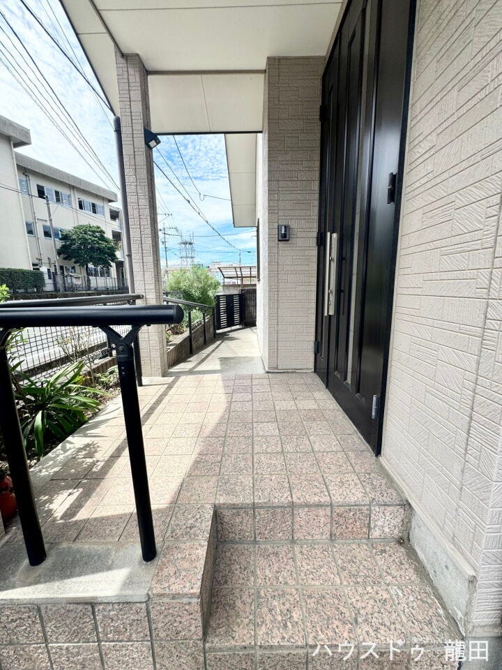 ■□■外観■□■
手すり付き