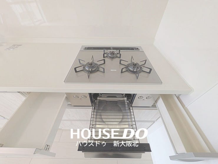 ■お料理しやすい3口コンロ!一度に3品作れるので、毎日のお料理も捗りますね!