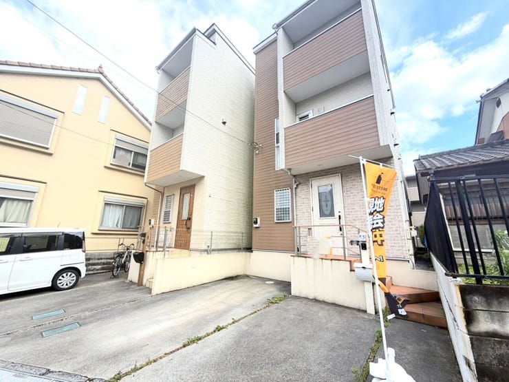 ◇ご来店方法◇
ナビで「ハウスドゥさいたま北宿通り」で検索♪
ローソンストア100に駐車場に4台駐車可能!
手ぶらでOK!キッズスペース完備でお子様ずれでも問題なし!