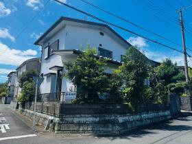 伊勢原市沼目４丁目
